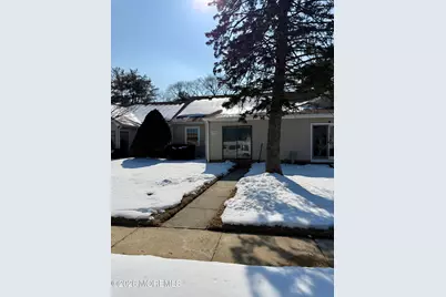 93 Halls Croft Road #B, Freehold, NJ 07728 - Photo 5