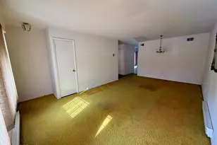 93 Halls Croft Rd, Freehold, NJ 07728 - Photo 7