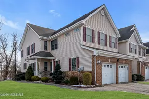 24 Smock Ct, Manalapan Township, NJ 07726 - Photo 3