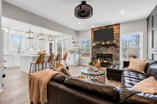 24 Smock Ct, Manalapan Township, NJ 07726 - Photo 17