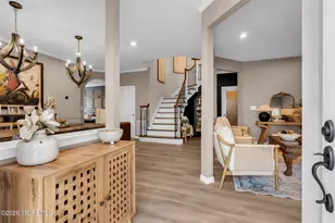 24 Smock Ct, Manalapan Township, NJ 07726 - Photo 11