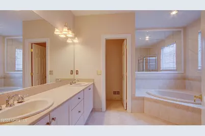 540 Becca Way #540, Monroe Township, NJ 08831 - Photo 27