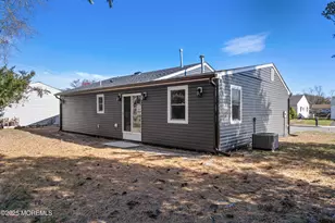 18 Bolingbroke Dr, Toms River Township, NJ 08757 - Photo 23