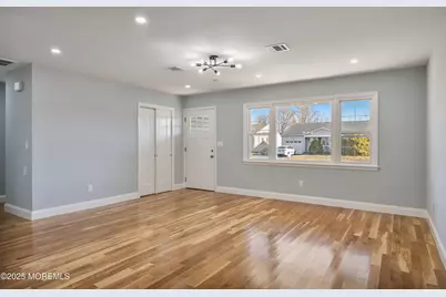 18 Bolingbroke Drive, Toms River Township, NJ 08757 - Photo 5