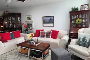 62 Horseshoe Ct, Tinton Falls, NJ 07753 - Photo 3