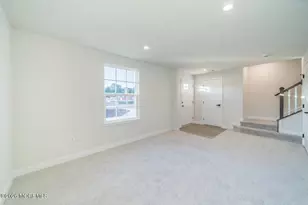 208 Midland Ave, Cliffwood, NJ 07721 - Photo 5