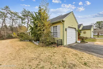 65A Sunset Road #60, Whiting, NJ 08759 - Photo 3