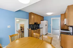 13 Arthur Pl, Middletown, NJ 07748 - Photo 19