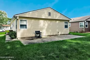 73 Chesterfield Ln, Toms River Township, NJ 08757 - Photo 7