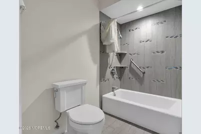 129 Amberly Drive #G, Manalapan Township, NJ 07726 - Photo 7