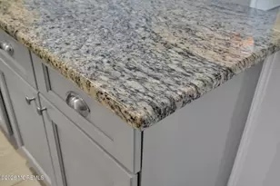 129 Amberly Dr, Manalapan Township, NJ 07726 - Photo 5