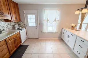 9 Romford Ln, Manchester Township, NJ 08759 - Photo 7