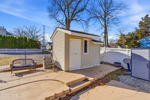 603 Carol Ave, Oakhurst, NJ 07755 - Photo 35