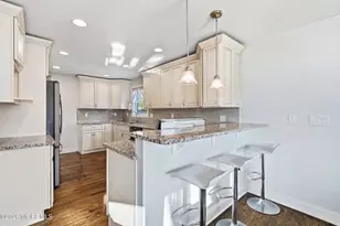 19 Carole Dr, Oakhurst, NJ 07755 - Photo 7