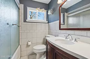 19 Carole Dr, Oakhurst, NJ 07755 - Photo 15