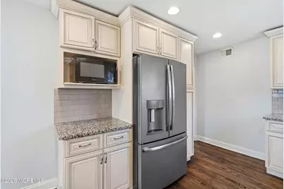 19 Carole Drive, Oakhurst, NJ 07755 - Photo 9