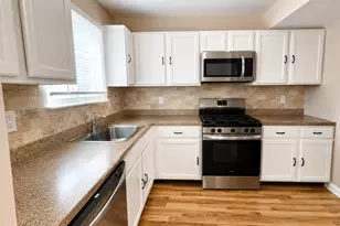 1 Max Pl, Howell Township, NJ 07731 - Photo 7
