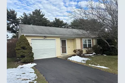 24 Olympus Way, Brick, NJ 08724 - Photo 5