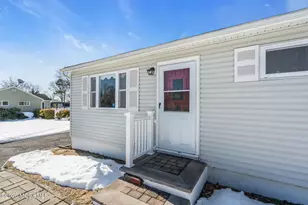 9 Spruce Rd, Howell Township, NJ 07731 - Photo 7