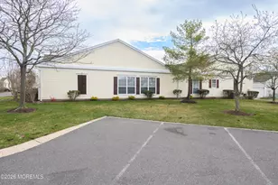 467 Bluebird Dr, Monroe Township, NJ 08831 - Photo 9