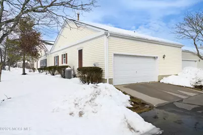 467 Bluebird Drive #467, Monroe Township, NJ 08831 - Photo 5