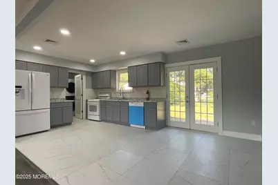 208 Wichita Trail, Browns Mills, NJ 08015 - Photo 5