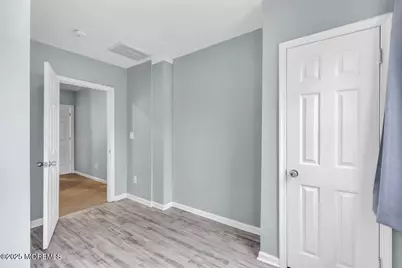 77 Center Avenue, Keansburg, NJ 07734 - Photo 9