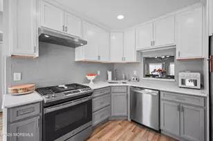 12 Secretariat Ct, Tinton Falls, NJ 07724 - Photo 5