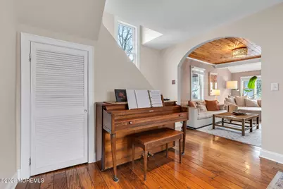 19 Maplewood Avenue, Rumson, NJ 07760 - Photo 11