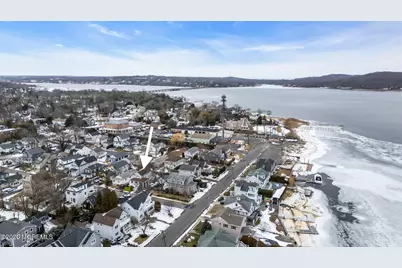 19 Maplewood Avenue, Rumson, NJ 07760 - Photo 47