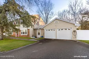 39 School Rd W, Marlboro Township, NJ 07746 - Photo 3