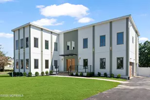 390 Monmouth Rd, West Long Branch, NJ 07764 - Photo 45