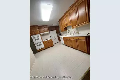 6 Teabury Lane, Oakhurst, NJ 07755 - Photo 3