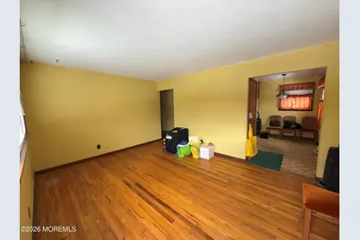 325 Sharon Road, Robbinsville Township, NJ 08691 - Photo 3