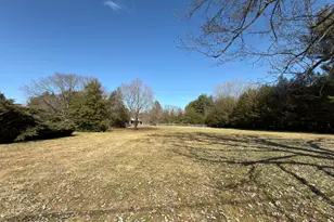 327 Sharon Rd, Robbinsville Township, NJ 08691 - Photo 1