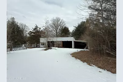 327 Sharon Road, Robbinsville Township, NJ 08691 - Photo 5