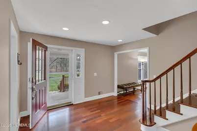 33 Beechwood Drive, Robbinsville Township, NJ 08691 - Photo 9