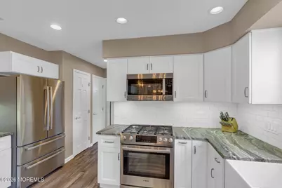 33 Beechwood Drive, Robbinsville Township, NJ 08691 - Photo 19