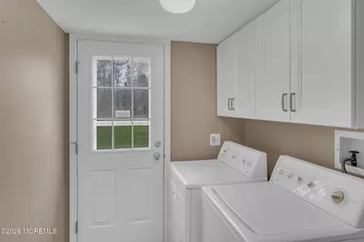 33 Beechwood Drive, Robbinsville Township, NJ 08691 - Photo 17