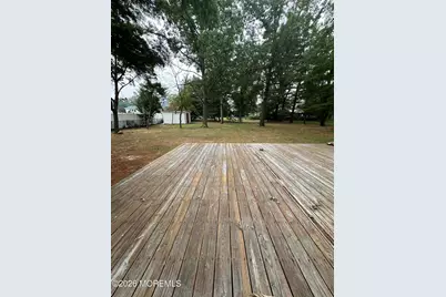 422 W Lake Avenue, Oakhurst, NJ 07755 - Photo 17