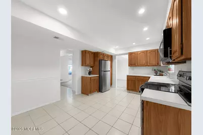 7 Meadow Court, Hazlet Township, NJ 07730 - Photo 27