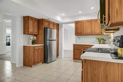 7 Meadow Court, Hazlet Township, NJ 07730 - Photo 25