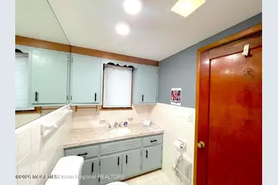 137 Oakland Street, Red Bank, NJ 07701 - Photo 25