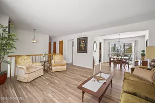 36 Ruth Pl, Eatontown, NJ 07724 - Photo 5