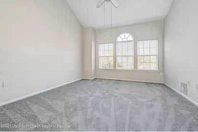 64 Phoenix Court, Tinton Falls, NJ 07712 - Photo 17