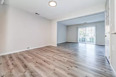 64 Phoenix Court, Tinton Falls, NJ 07712 - Photo 9