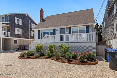 424 Iroquois Avenue, Beach Haven, NJ 08008 - Photo 1