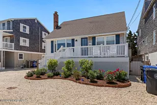 424 Iroquois Ave, Beach Haven, NJ 08008 - Photo 1