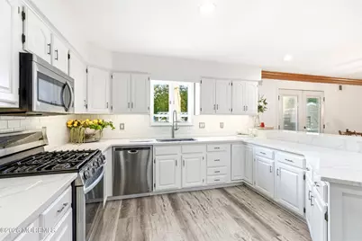 1630 Finderne Street, Oakhurst, NJ 07755 - Photo 5