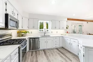 1630 Finderne St, Oakhurst, NJ 07755 - Photo 5